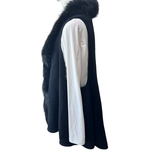 Surell Black Wrap with Faux Fur Collar | NWT Women's Winter Layer.  Size OS - Picture 3 of 8